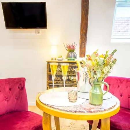 Jacuzzi - La Petite Romantique - Flobnb Appartement